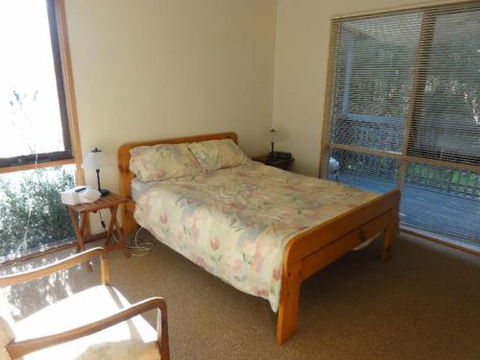 43 The Boulevard Sandy Point - Accommodation Redcliffe 2