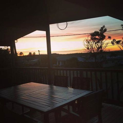 Sunset Deck Beach House Sandy Point - Accommodation Redcliffe 0