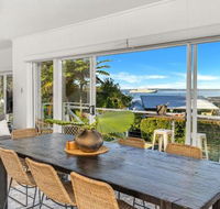 Akora at Hyams 4pm Check Out Sundays - Accommodation Redcliffe