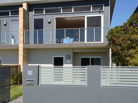 KIAMA SUNRISE Kiama & Surrounds 4pm Check Out Sundays - Accommodation Redcliffe 0