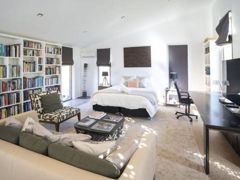 ARALUEN HOUSE Werri Beach 4pm Check Out Sundays - Accommodation Redcliffe 2