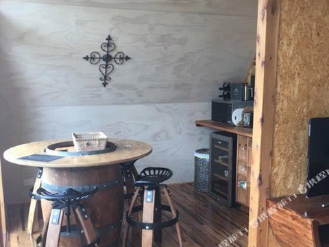 Bruny Island Accommodation 43 Degrees Beachside Studio Spa Apartments (1) - Accommodation Redcliffe 5