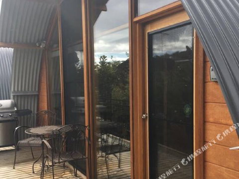 Bruny Island Accommodation 43 Degrees Beachside Studio Spa Apartments (1) - Accommodation Redcliffe 4