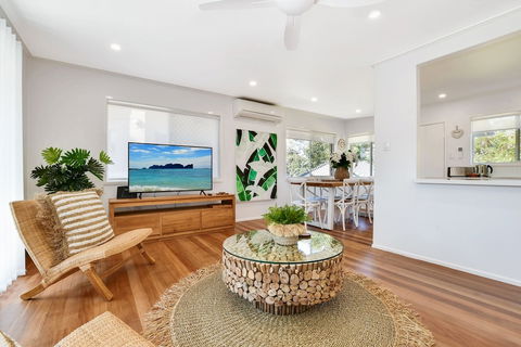 Rosies Bach - BUNA5 - Accommodation Redcliffe 3