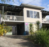 The Boat House - Accommodation Redcliffe