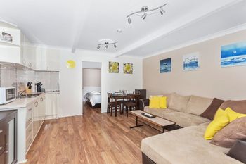 One Ocean - Accommodation Redcliffe 0