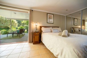Belle La Vie B & B - Accommodation Redcliffe 0