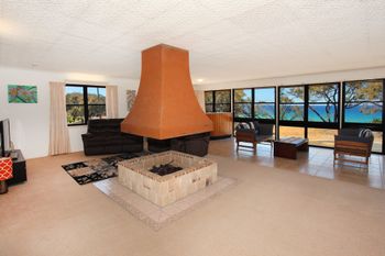 Mungala 2 - Accommodation Redcliffe 0