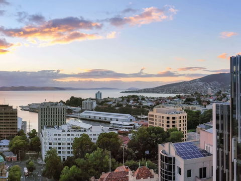 MÃ¶venpick Hotel Hobart - Accommodation Redcliffe 0