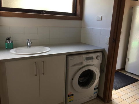 Gowings Of Mallacoota - Accommodation Redcliffe 2