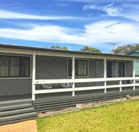 The Relax Shack at Culburra Beach sleeps 7 - Accommodation Redcliffe