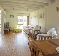 The 5th Green - Accommodation Redcliffe
