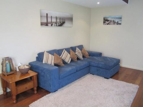 SPUR Of THE MOMENT - Accommodation Redcliffe 3