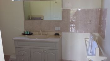Nannup Valley Chalets - Accommodation Redcliffe 6