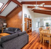 Kings Retreat - Accommodation Redcliffe