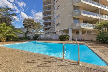 Peninsula 22 - Accommodation Redcliffe 5