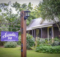 Arcadia Bed  Breakfast  Cottages - Accommodation Redcliffe