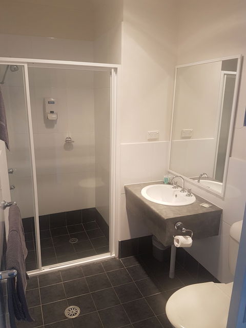 Jopen Cafe & Motel - Accommodation Redcliffe 2