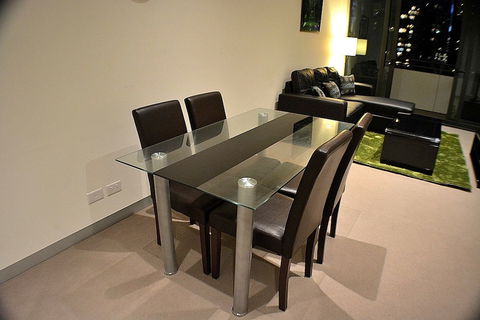 Royal Stays Apartments Southbank - Accommodation Redcliffe 1