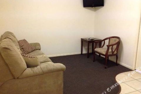 Motel Myall - Accommodation Redcliffe 7