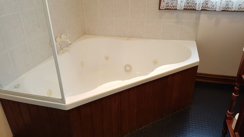 The Postmaster Inn BnB - Accommodation Redcliffe 5