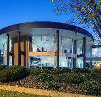 Premier Hotel  Apartments - Accommodation Redcliffe