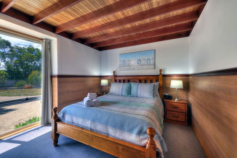 Sheoak On The Bay - Accommodation Redcliffe 2