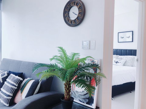 Skytower Apartment - Accommodation Redcliffe 1