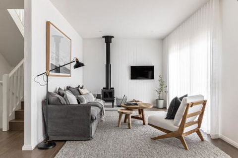 Seaside Escape - Accommodation Redcliffe 2