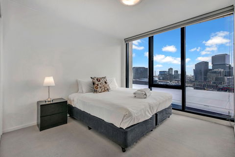 MJ Shortstay Whiteman St Apartments - Accommodation Redcliffe 3