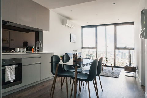 Victoria One Suites - Accommodation Redcliffe 4