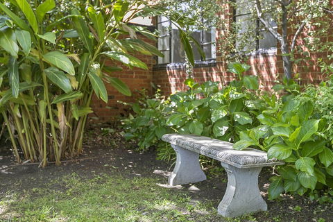 Boutique Stays - Frankie's Place - Accommodation Redcliffe 0