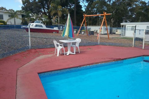 Lakes Caravilla Caravan Park - Accommodation Redcliffe 6