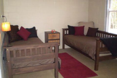 Shanti Relaxation Retreat - Accommodation Redcliffe 4