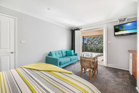 Forresters Beach Bed & Breakfast - Accommodation Redcliffe 5