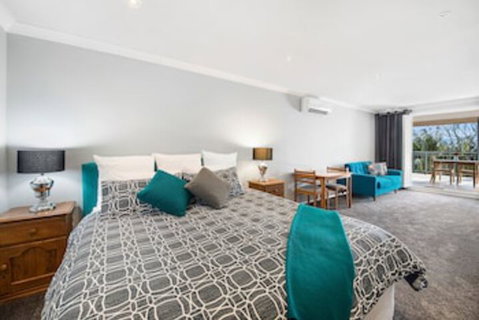 Forresters Beach Bed & Breakfast - Accommodation Redcliffe 0