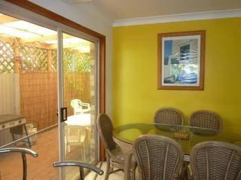 Sails Beach House Apartments Pottsville Beach - Accommodation Redcliffe 3