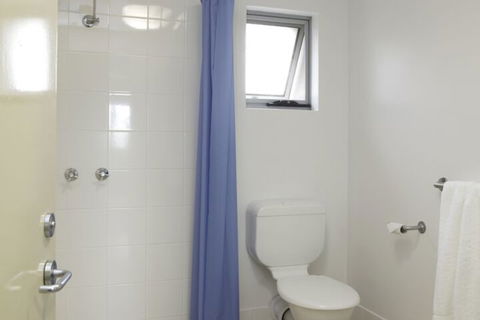 ECU Village Bunbury - Accommodation Redcliffe 3