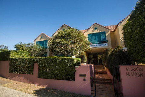 AAA Albion Manor Apartments And Motel - Accommodation Redcliffe 0