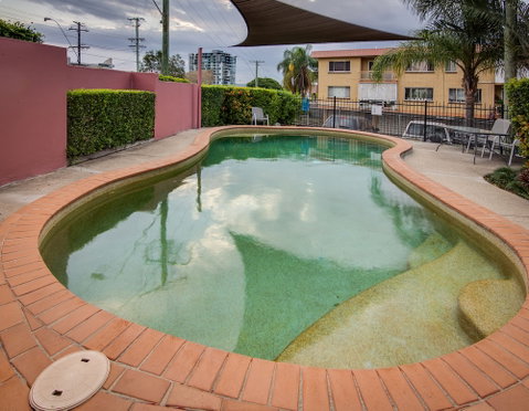 AAA Albion Manor Apartments And Motel - Accommodation Redcliffe 5