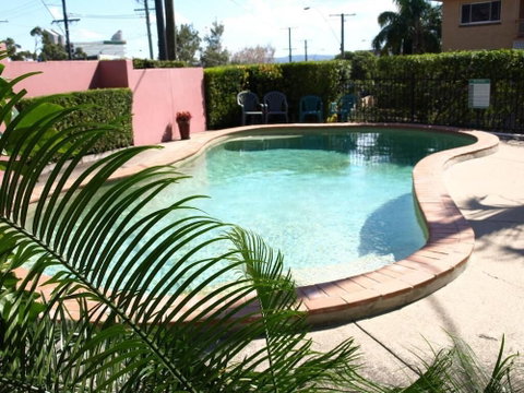 AAA Albion Manor Apartments And Motel - Accommodation Redcliffe 3