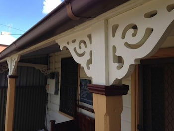 A Settler's Cottage - Accommodation Redcliffe 0