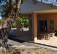 Lambert Estate Retreat - Accommodation Redcliffe