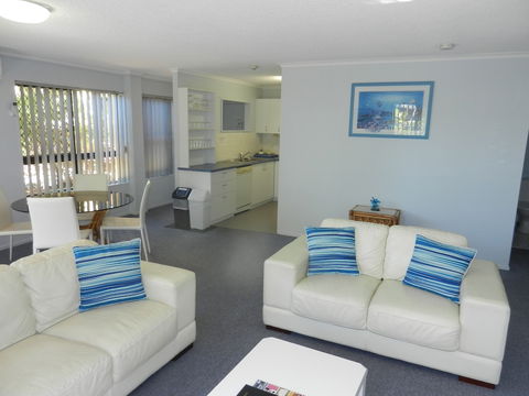 Kalua Holiday Apartments - Accommodation Redcliffe 4