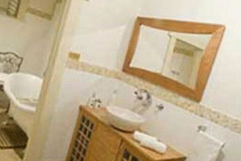 The Vintage Bed & Breakfast - Accommodation Redcliffe 2