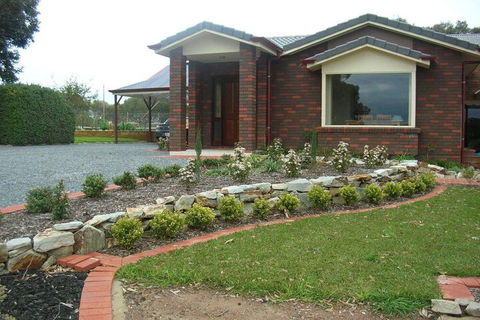 Mt Bold Estate - Accommodation Redcliffe 1