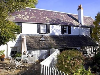 Old Colony Inn - Accommodation Redcliffe 0