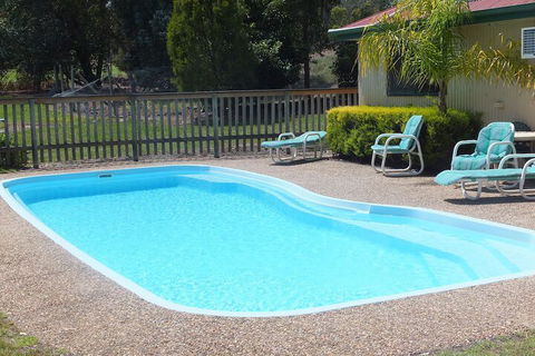 Lakes Entrance Country Cottages - Accommodation Redcliffe 4