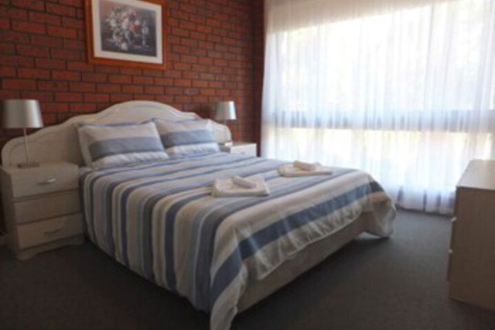 Lake Bunga VIC Accommodation Redcliffe