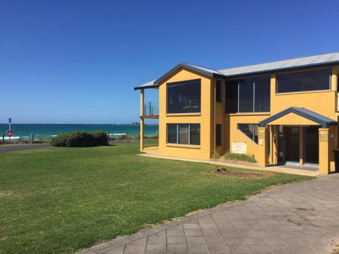 Port Fairy Getaway - Accommodation Redcliffe 4